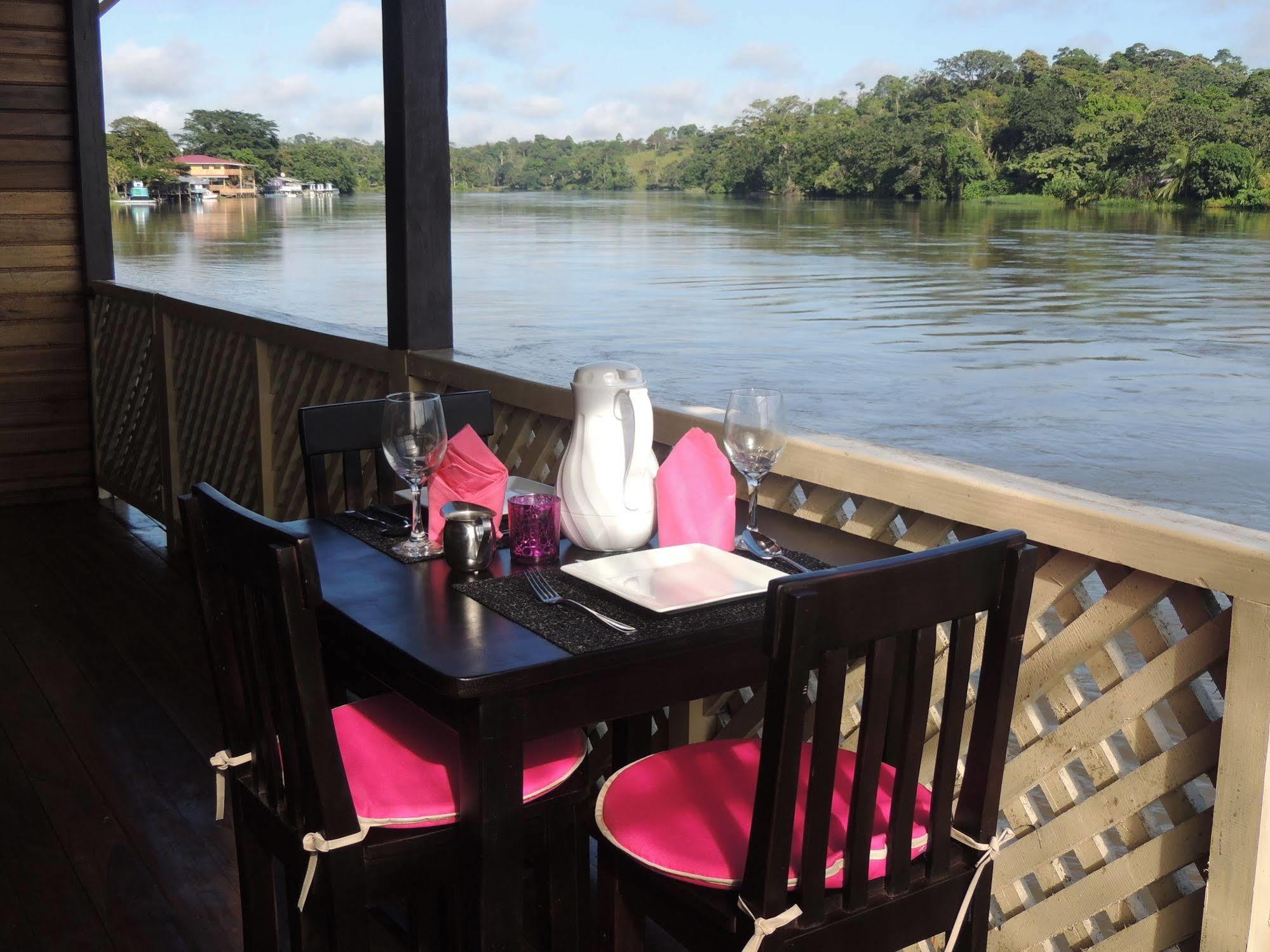 Ecolodge Luna Del Rio Эль-Кастильо-де-ла-Консепсьон Экстерьер фото